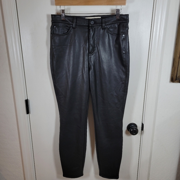 Soft Surroundings Black Vegan Leather High Rise Pants Size 10 - Picture 1 of 9